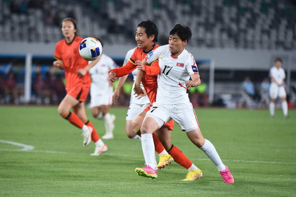 尼克斯迎战热火赛前看点全面解析 核心球员对决与胜负走势引发热议